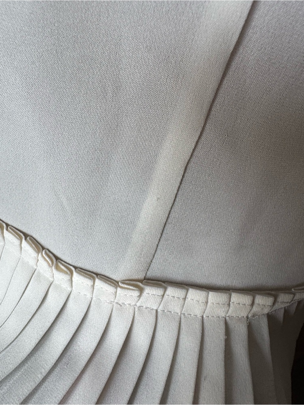 Rebecca Taylor Penelope Cream V-Neck Pleated-Hem Silk Tank Size 4 - Picture 6 of 9